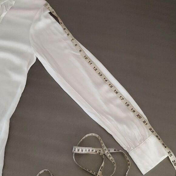 Sundance Eloquence Ivory Long Sleeve Ruffle Button Front Blouse Top XS - Picture 9 of 9
